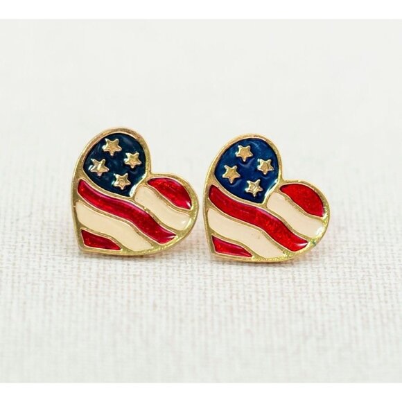Vintage USA Patriot Heart Studs by Avon - A5 - Picture 1 of 3